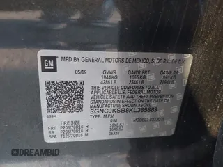 2019 Chevrolet Trax LS with VIN 3GNCJKSB8KL365883, listed as a IAAI auction lot 42010924 with Not Provided miles. Bid and sale history available at carsss.com. Image 9.