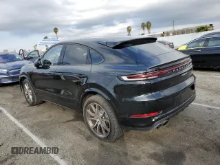 2024 Porsche Cayenne z VIN WP1BA2AY2RDA50764, wystawiony jako Copart lot #44227545 z przebiegiem 21 690 mil mil oraz Szkoda całkowita • Salvage title. Historia ofert i sprzedaży dostępna na DreamBid. Obrazek 2.