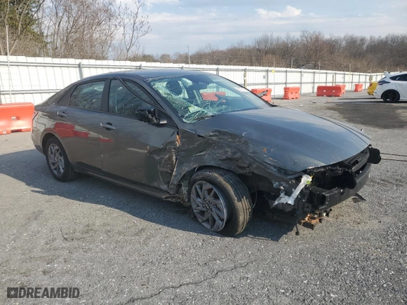 2024 Hyundai Elantra SEL with VIN KMHLM4DG2RU784957, listed as a Copart auction lot 50073505 with 18,107 mi miles and Non Repairable. Bid and sale history available at carsss.com. Image 4.