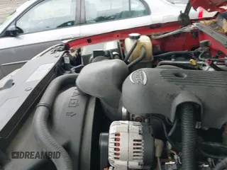 2003 Chevrolet Silverado 1500 Work Truck с VIN 1GCEK14V43Z110061, выставлен на аукционе IAAI как лот 42341071 с пробегом 141 834 миль миль и . История ставок и продаж доступна на DreamBid. Изображение 13.