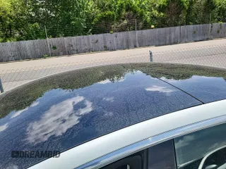2020 Tesla Model 3 Long Range z VIN 5YJ3E1EB3LF646315, wystawiony jako IAAI lot #42398524 z przebiegiem 51 652 mil mil oraz . Historia ofert i sprzedaży dostępna na DreamBid. Obrazek 4.