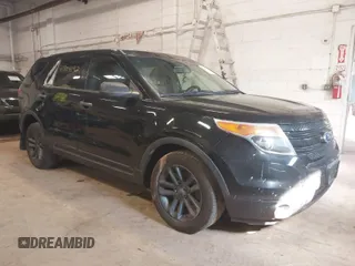 2015 Ford Utility Police Interceptor with VIN 1FM5K8AR4FGA28536, listed as a IAAI auction lot 41904192 with 206,211 mi miles. Bid and sale history available at carsss.com. Image 1.