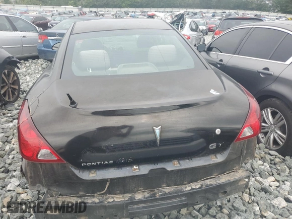 2006 Pontiac G6 GT z VIN 1G2ZH158864139383, wystawiony jako Copart lot #57875795 z przebiegiem 241 750 mil mil oraz Szkoda całkowita • Salvage title. Historia ofert i sprzedaży dostępna na DreamBid. Obrazek 6.