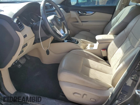 2017 Nissan Rogue S с VIN 5N1AT2MT6HC827311, выставлен на аукционе Copart как лот 56909935 с пробегом 135 120 миль миль и Списание • Salvage title. История ставок и продаж доступна на DreamBid. Изображение 7.