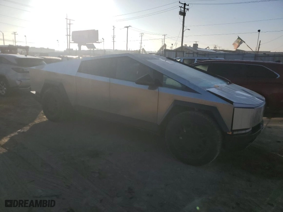 2024 Tesla Cybertruck with VIN 7G2CEHED6RA013370, listed as a Copart auction lot 83842374 with 58 miles and Salvage Title. Bid and sale history available at carsss.com. Image 4.