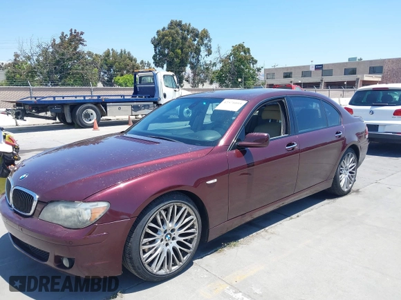 2007 BMW 7 Series 750Li with VIN WBAHN83527DT77312, listed as a IAAI auction lot 42571093 with 136,164 mi miles and . Bid and sale history available at DreamBid. Image 6.