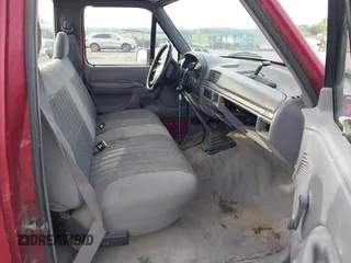 1995 Ford F-150 with VIN 1FTEF14Y9SNA08419, listed as a IAAI auction lot 42128480 with Not Provided miles and . Bid and sale history available at DreamBid. Image 5.