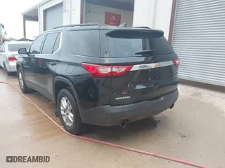 2020 Chevrolet Traverse LT Cloth with VIN 1GNERGKW5LJ305358, listed as a IAAI auction lot 42009990 with 104,496 mi miles. Bid and sale history available at carsss.com. Image 3.