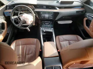 2022 Audi e-tron Premium with VIN WA1AAAGE7NB005033, listed as a Copart auction lot 83364684 with 62,878 mi miles and Salvage Title. Bid and sale history available at DreamBid. Image 8.