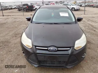 2014 Ford Focus SE with VIN 1FADP3K29EL118525, listed as a IAAI auction lot 41843058 with 153,158 mi miles. Bid and sale history available at carsss.com. Image 13.