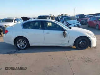2015 Infiniti Q40 with VIN JN1CV6AR5FM521380, listed as a IAAI auction lot 41024558 with 123,595 mi miles. Bid and sale history available at carsss.com. Image 13.