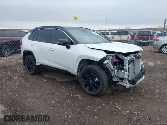 2024 Toyota RAV4 Hybrid XSE with VIN 2T3E6RFV3RW066031, listed as a IAAI auction lot 41736142 with 8,007 mi miles. Bid and sale history available at carsss.com. Image 1.