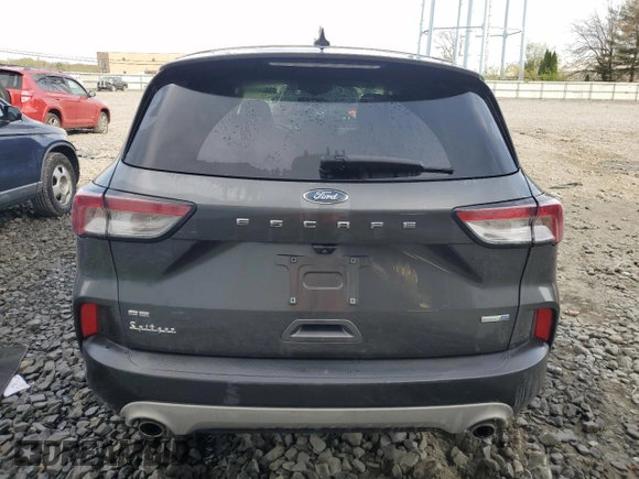 2020 Ford Escape SE z VIN 1FMCU9G65LUA04361, wystawiony jako Copart lot #53974145 z przebiegiem 78 305 mil mil oraz Szkoda całkowita • Salvage title. Historia ofert i sprzedaży dostępna na DreamBid. Obrazek 6.