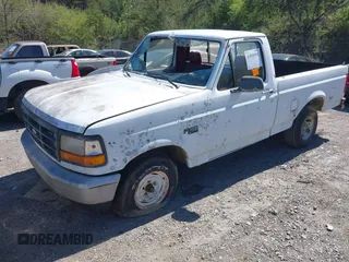 1994 Ford F-150 with VIN 2FTDF15Y8RCA80738, listed as a IAAI auction lot 41850352 with 1 mi miles. Bid and sale history available at carsss.com. Image 2.