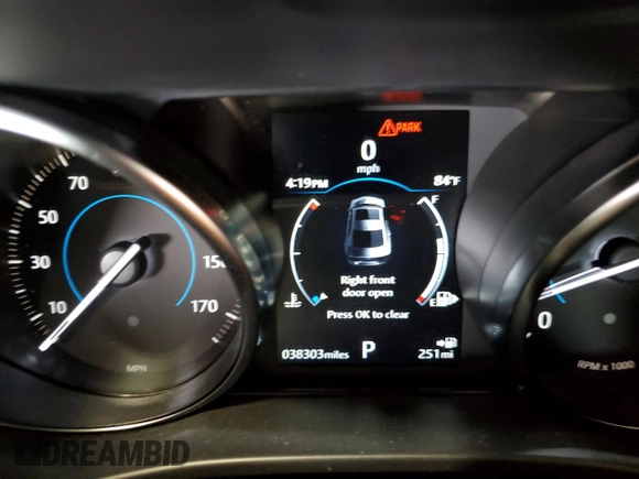 2018 Jaguar XE with VIN SAJAF4FX8JCP39410, listed as a Copart auction lot 61433984 with 38,303 mi miles and Salvage Title. Bid and sale history available at DreamBid. Image 9.