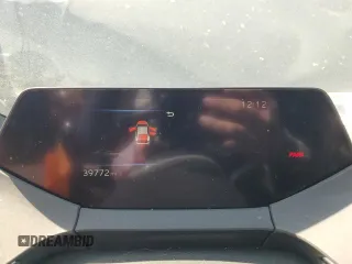 2023 Toyota Prius LE z VIN JTDADABU7P3002464, wystawiony jako Copart lot #52369955 z przebiegiem 39 772 mil mil oraz Szkoda całkowita • Salvage title. Historia ofert i sprzedaży dostępna na DreamBid. Obrazek 9.