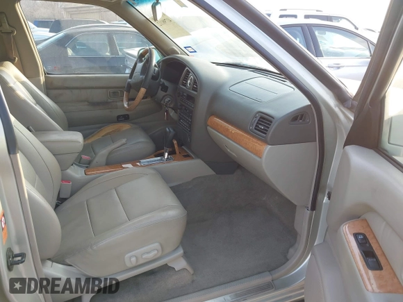 2001 Infiniti QX4 Luxury z VIN JNRDR07XX1W101118, wystawiony jako IAAI lot #41798112 z przebiegiem 184 082 mil mil oraz . Historia ofert i sprzedaży dostępna na DreamBid. Obrazek 5.