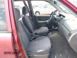 2000 Chevrolet Tracker with VIN 2CNBE13C7Y6956063, listed as a IAAI auction lot 42805919 with 176,684 mi miles and . Bid and sale history available at DreamBid. Image 5.