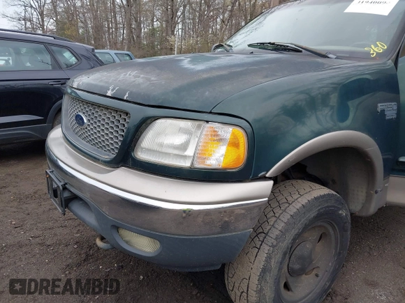 2001 Ford F-150 XL with VIN 1FTRX18LX1NA33311, listed as a IAAI auction lot 41940094 with 202,534 mi miles. Bid and sale history available at carsss.com. Image 6.