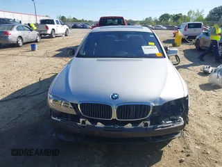 2008 BMW 7 Series 750Li with VIN WBAHN83528DT79949, listed as a IAAI auction lot 42016474 with 252,573 mi miles and . Bid and sale history available at carsss.com. Image 13.