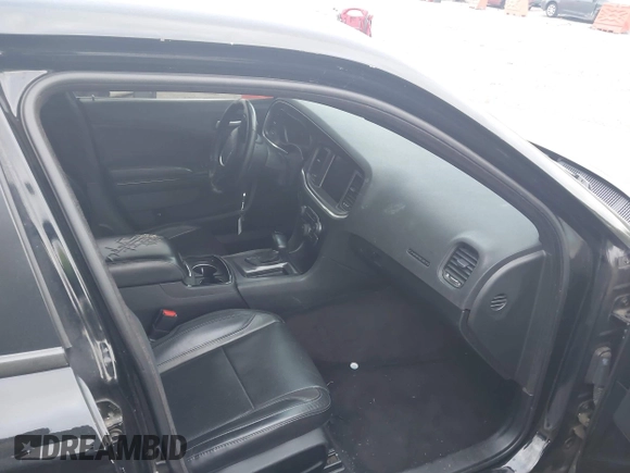 2018 Dodge Charger SXT Plus with VIN 2C3CDXHG3JH323343, listed as a IAAI auction lot 41948905 with 158,543 mi miles and . Bid and sale history available at carsss.com. Image 5.