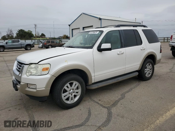 2010 Ford Explorer Eddie Bauer z VIN 1FMEU7EE0AUA29091, wystawiony jako Copart lot #54746625 z przebiegiem 126 422 mil mil oraz Szkoda całkowita • Salvage title. Historia ofert i sprzedaży dostępna na DreamBid. Obrazek 1.