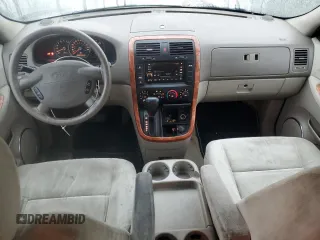 2005 Kia Sedona LX with VIN KNDUP132356753784, listed as a Copart auction lot 85112374 with 169,123 mi miles and Salvage Title. Bid and sale history available at carsss.com. Image 8.