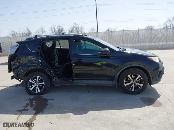 2016 Toyota RAV4 XLE with VIN 2T3WFREV9GW292772, listed as a IAAI auction lot 41727898 with 117,922 mi miles. Bid and sale history available at carsss.com. Image 13.