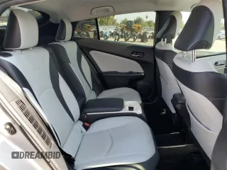 2017 Toyota Prius Plus z VIN JTDKARFP3H3059827, wystawiony jako Copart lot #60089485 z przebiegiem 266 330 mil mil oraz Szkoda całkowita • Salvage title. Historia ofert i sprzedaży dostępna na DreamBid. Obrazek 10.