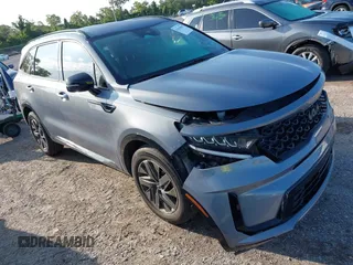 2022 Kia Sorento S with VIN 5XYRL4LC4NG137195, listed as a IAAI auction lot 42414055 with 226,555 mi miles and . Bid and sale history available at DreamBid. Image 1.