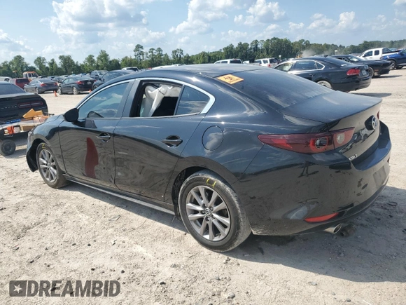 2022 Mazda 3 2.0 with VIN 3MZBPAA7XNM318683, listed as a Copart auction lot 70668574 with Not Provided miles and Salvage Title. Bid and sale history available at DreamBid. Image 2.