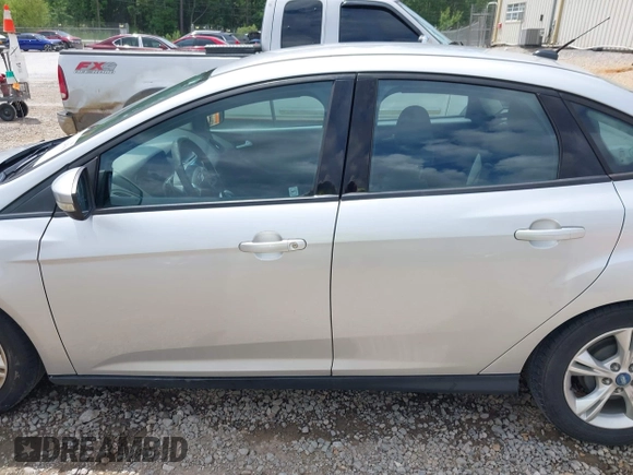 2014 Ford Focus SE with VIN 1FADP3F28EL162669, listed as a IAAI auction lot 42128555 with 104,265 mi miles and . Bid and sale history available at carsss.com. Image 14.