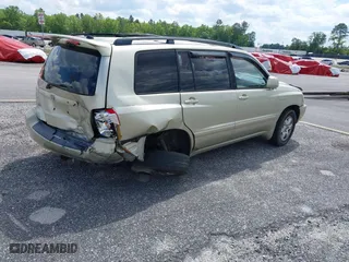 2003 Toyota Highlander with VIN JTEHF21A930130458, listed as a IAAI auction lot 41088031 with 159,749 mi miles. Bid and sale history available at carsss.com. Image 4.