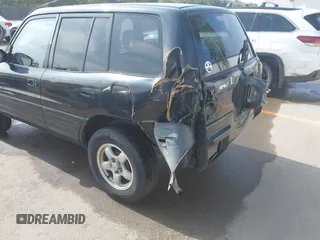 2000 Toyota RAV4 with VIN JT3GP10V9Y7066288, listed as a IAAI auction lot 42485170 with 213,973 mi miles and . Bid and sale history available at DreamBid. Image 6.