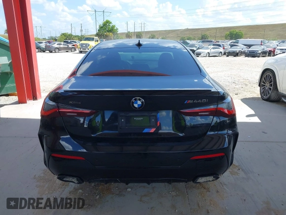 2021 BMW 4 Series M440i xDrive with VIN WBA13AR00MCF61520, listed as a IAAI auction lot 41944350 with 39,631 mi miles and . Bid and sale history available at DreamBid. Image 17.