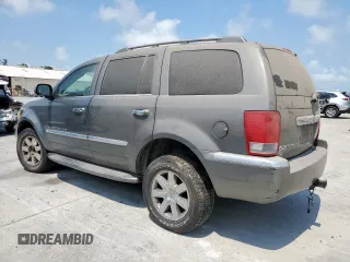 2008 Chrysler Aspen Limited z VIN 1A8HX58N48F112636, wystawiony jako Copart lot #58407265 z przebiegiem 100 204 mil mil oraz Tytuł czysty. Historia ofert i sprzedaży dostępna na DreamBid. Obrazek 2.