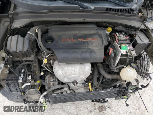 2015 Jeep Renegade Latitude with VIN ZACCJABT0FPB66817, listed as a Copart auction lot 53532285 with 69,102 mi miles and Salvage Title. Bid and sale history available at DreamBid. Image 11.