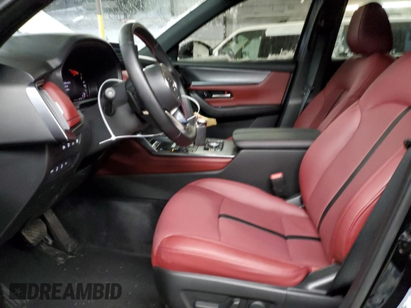 2025 Mazda CX-70 Premium Plus with VIN JM3KJEHAXS1110963, listed as a Copart auction lot 82804004 with 4,490 mi miles and Salvage title. Bid and sale history available at DreamBid. Image 7.