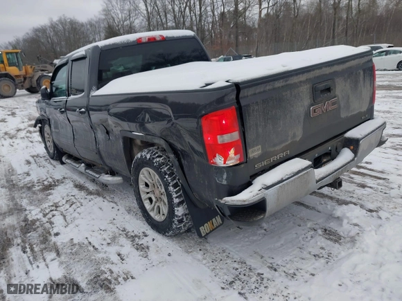 2015 GMC Sierra 1500 SLE with VIN 1GTV2UEC5FZ163547, listed as a IAAI auction lot 41457275 with 149,290 mi miles. Bid and sale history available at carsss.com. Image 3.