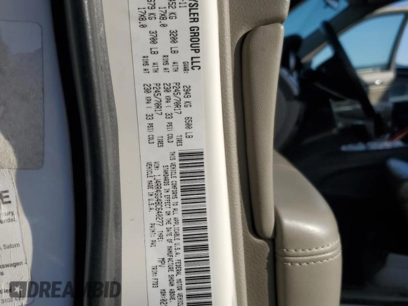 2011 Jeep Grand Cherokee Laredo with VIN 1J4RR4GG4BC640277, listed as a Copart auction lot 52166205 with 195,877 mi miles and Salvage Title. Bid and sale history available at DreamBid. Image 13.