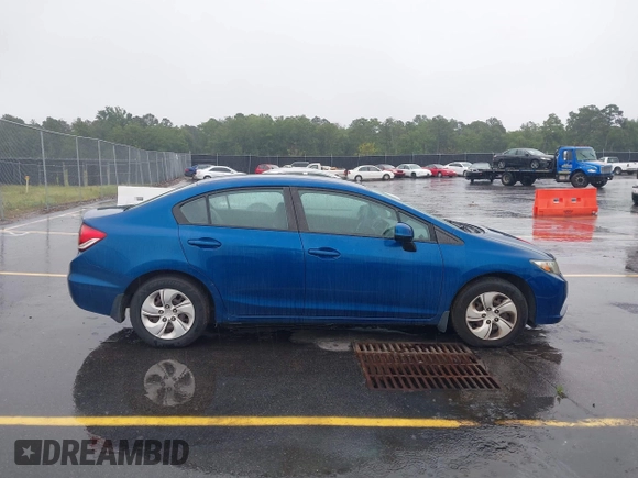 2013 Honda Civic LX z VIN 2HGFB2F53DH587204, wystawiony jako IAAI lot #42351418 z przebiegiem 239 000 mil mil oraz . Historia ofert i sprzedaży dostępna na DreamBid. Obrazek 13.