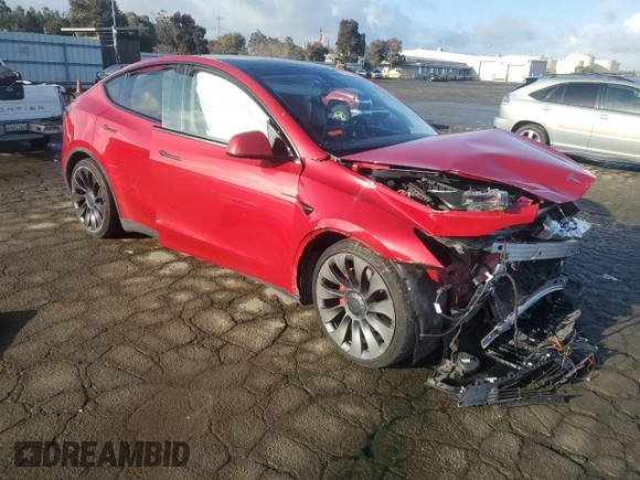 2021 Tesla Model Y Performance z VIN 5YJYGDEF8MF276050, wystawiony jako Copart lot #49314585 z przebiegiem 35 479 mil mil oraz Szkoda całkowita • Salvage title. Historia ofert i sprzedaży dostępna na DreamBid. Obrazek 4.