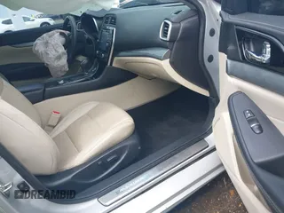 2016 Nissan Maxima SV z VIN 1N4AA6AP1GC904065, wystawiony jako IAAI lot #41930372 z przebiegiem 172 376 mil mil oraz . Historia ofert i sprzedaży dostępna na DreamBid. Obrazek 5.