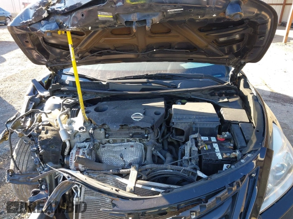 2015 Nissan Altima SV with VIN 1N4AL3AP7FC297435, listed as a IAAI auction lot 41334651 with 147,356 mi miles and . Bid and sale history available at DreamBid. Image 10.