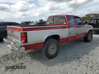 1992 Dodge Dakota z VIN 1B7GG23Y4NS592005, wystawiony jako Copart lot #78465424 z przebiegiem 175 666 mil mil oraz Nie do naprawy • Non repairable. Historia ofert i sprzedaży dostępna na DreamBid. Obrazek 3.