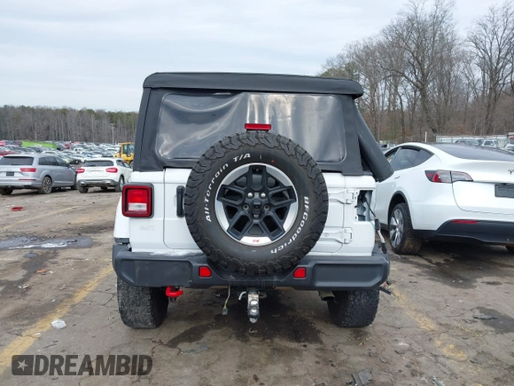 2022 Jeep Wrangler Unlimited Rubicon z VIN 1C4HJXFN4NW123610, wystawiony jako IAAI lot #41396002 z przebiegiem 45 083 mil mil oraz . Historia ofert i sprzedaży dostępna na DreamBid. Obrazek 16.