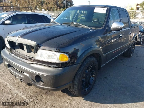 2002 Lincoln Blackwood with VIN 5LTEW05A62KJ03322, listed as a IAAI auction lot 41537240 with NaN miles. Bid and sale history available at carsss.com. Image 2.