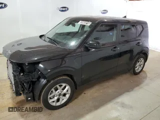 2025 Kia Soul LX with VIN KNDJ23AU7S7926956, listed as a Copart auction lot 52883215 with 13,130 mi miles and Clean Title. Bid and sale history available at carsss.com. Image 1.