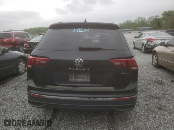 2022 Volkswagen Tiguan S with VIN 3VV0B7AX3NM076297, listed as a Copart auction lot 52021495 with 30,212 mi miles and Salvage title. Bid and sale history available at DreamBid. Image 6.