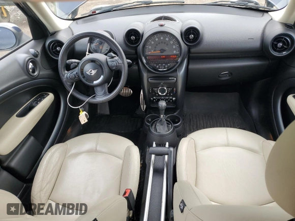 2015 MINI Countryman S with VIN WMWZC5C56FWP47995, listed as a Copart auction lot 55924945 with 46,825 mi miles and Salvage Title. Bid and sale history available at DreamBid. Image 8.